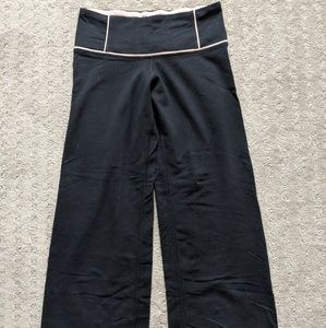 Lululemon crop wide-leg leggings